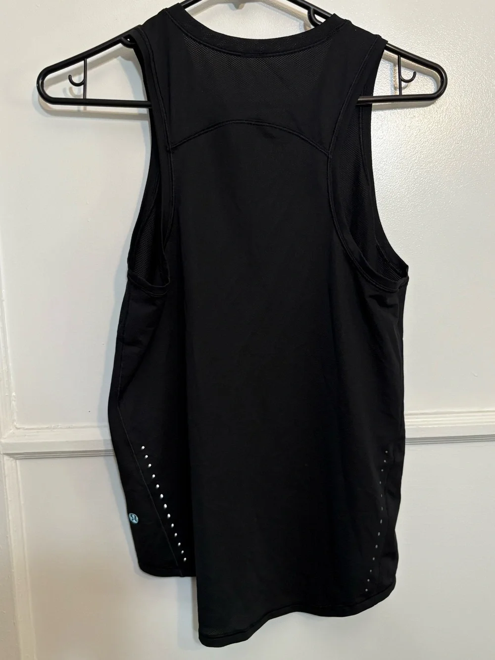 Lululemon tank black